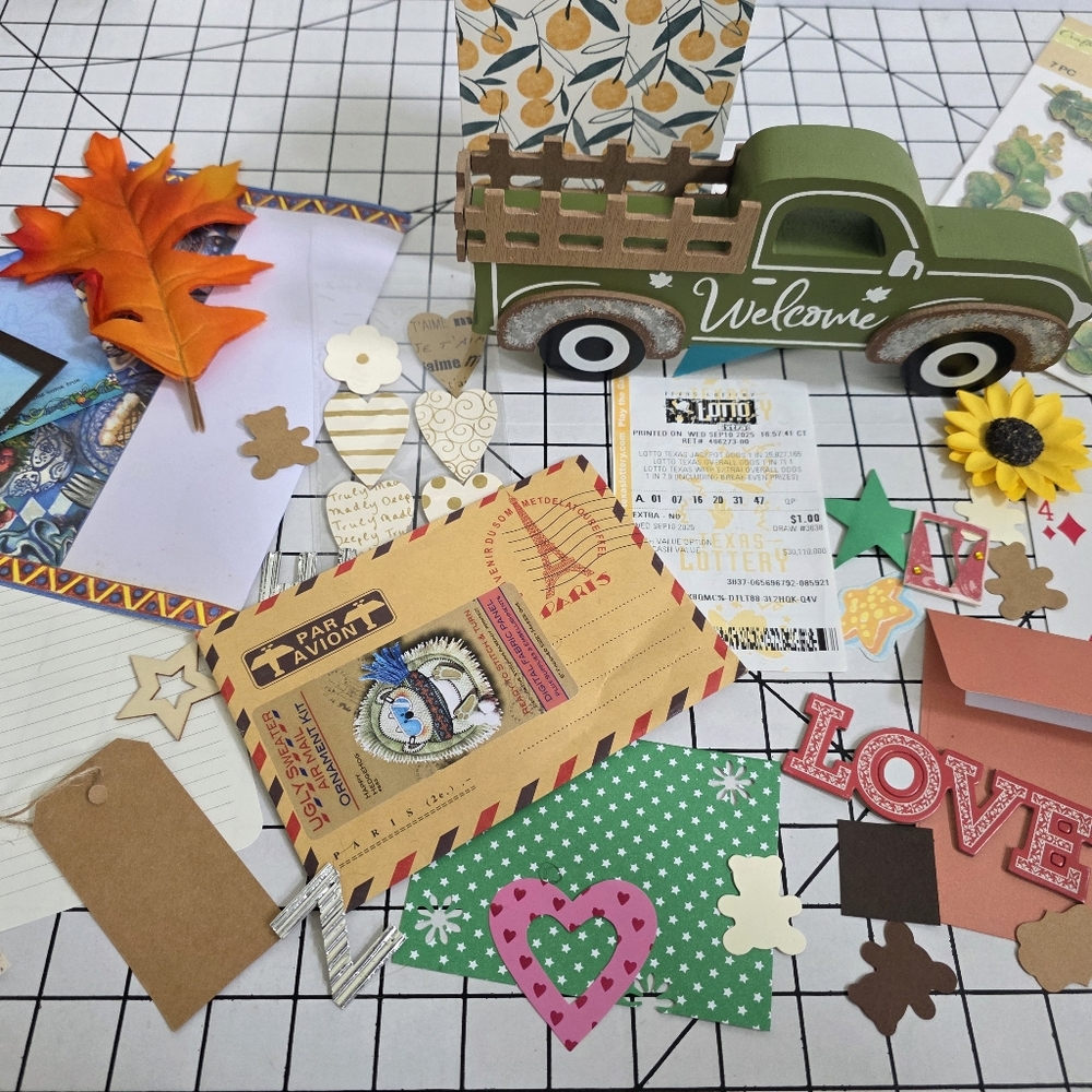 Mystery Junk Journal Scrap Pack - Picture 12 of 15